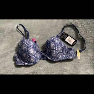 36B Maidenform Bra